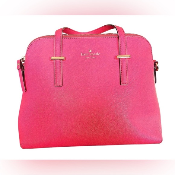 kate spade Handbags - Kate Spade New York Schuyler Medium Handbag Crossbody bag EUC
